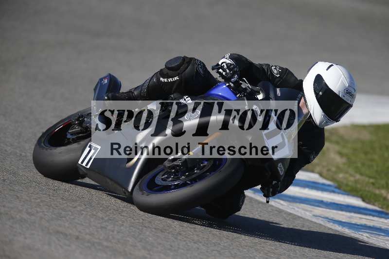 /Archiv-2024/02 29.01.-02.02.2024 Moto Center Thun Jerez/Gruppe schwarz-black/177